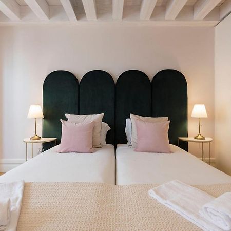 Mouzinho Luxury 3Br Flat L 5 Min Walk To Ribeira By Lovelystay Πόρτο Εξωτερικό φωτογραφία